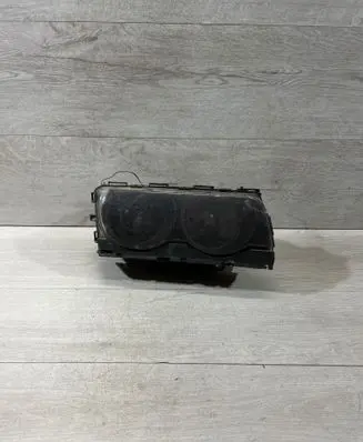 BMW 7 E38 Headlight/headlamp 8352754