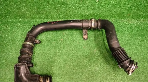 Ford Ecosport Coolant pipe/hose 6C784