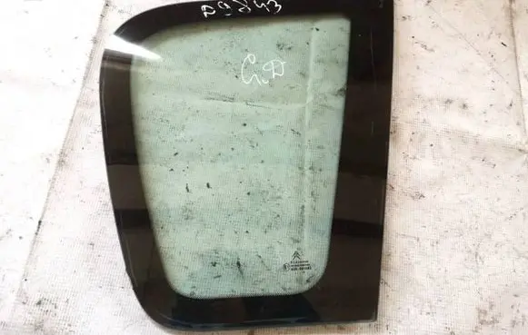 Citroen C3 Picasso Rear side window as2