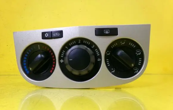 Opel Corsa D Climate control unit 5E094010