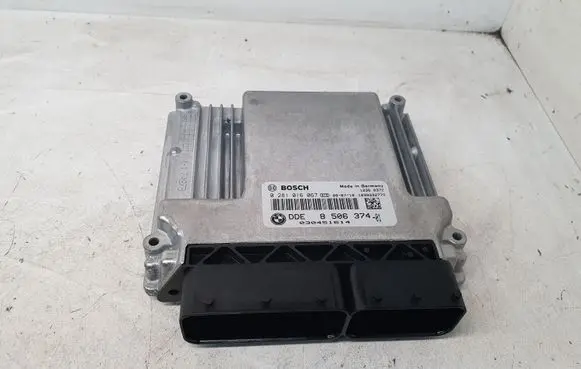 BMW X3 E83 Engine control unit/module 850637401 0281016067