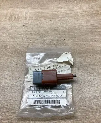 Brake pedal sensor switch