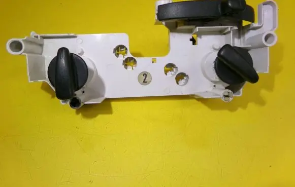 Toyota Yaris Interior fan control switch 758277