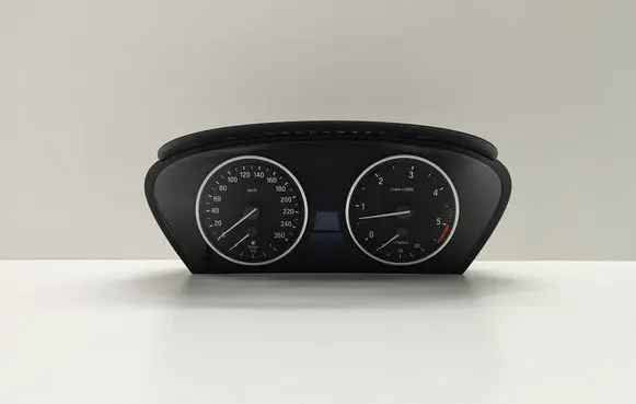 BMW 5 E60 E61 Speedometer (instrument cluster) 9153755 62119153755