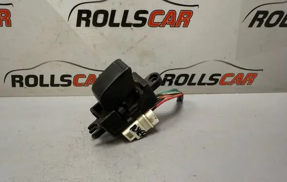Nissan Almera Tino Electric window control switch 1327Z