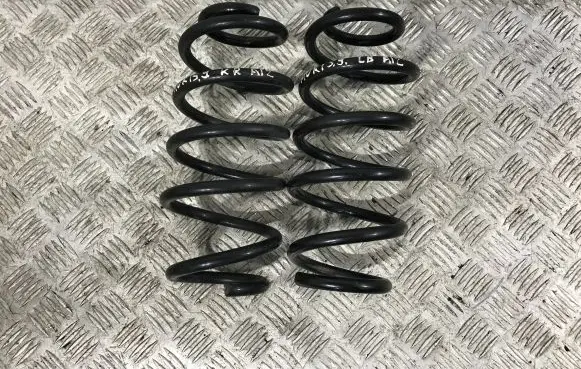 Toyota Auris 150 Rear coil spring 4823102590