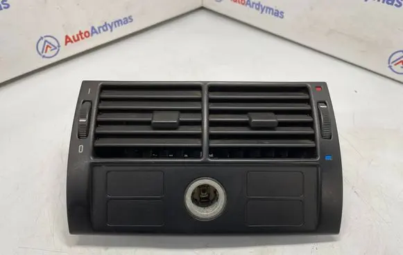BMW X5 E53 Rear air vent grill 8409081 64228409081
