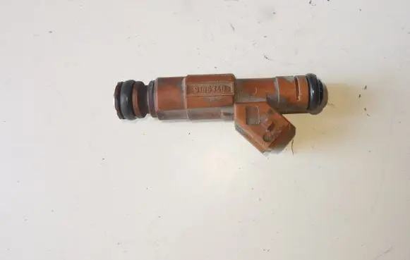 Volvo S80 Fuel injector 0280155831 9186340