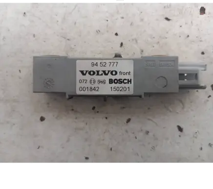 Volvo V70 Airbag deployment crash/impact sensor 9452777 150201 001842