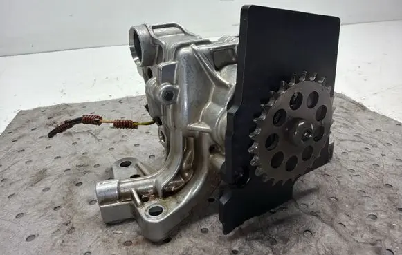 Volvo V60 Oil pump 31452517