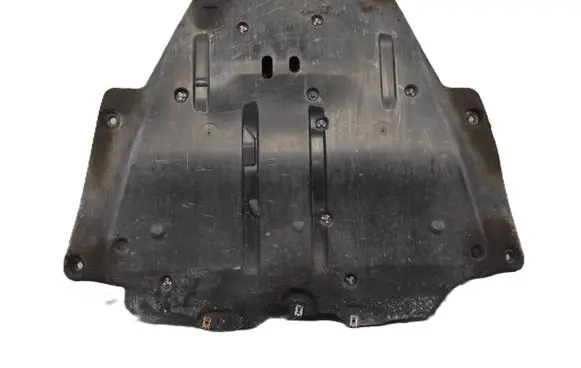 Dacia Sandero III Engine splash shield/under tray 758929087R 4747