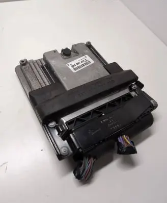 Audi A5 8T 8F Engine control unit/module 8K0907401C 22520166