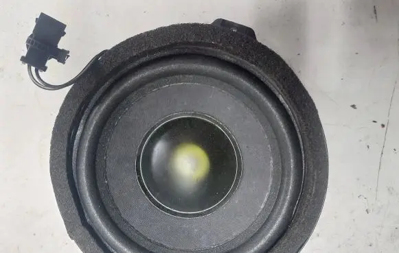 Audi TT Mk1 Rear door speaker 8N8035401 176046 217222