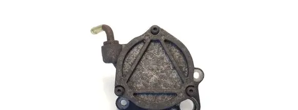Toyota Yaris Vacuum pump