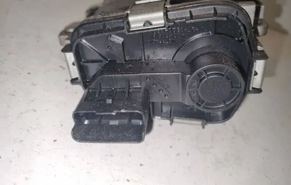 Renault Clio II Throttle valve 8200166869