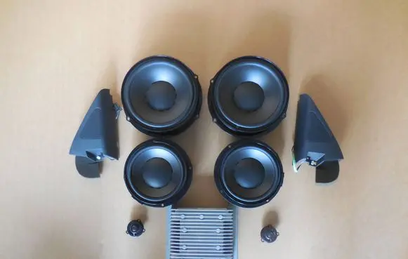 Volkswagen Tiguan Audio system kit 5N0