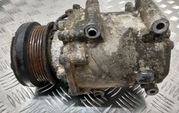 Ford Focus Air conditioning (A/C) compressor (pump) 19980C707 XS4H19D629AD