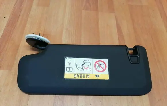 Sun visor