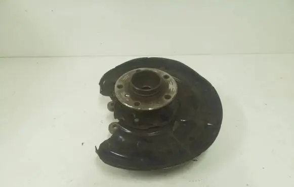 BMW 1 F20 F21 Rear wheel hub