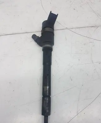 Hyundai Tucson JM Fuel injector 0445110 3380027400
