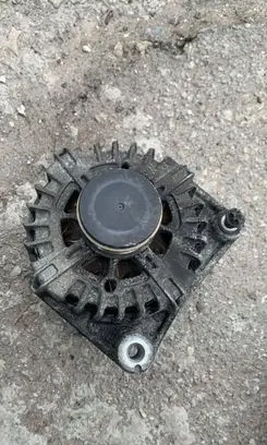 BMW 5 F10 F11 Generator/alternator 8570672