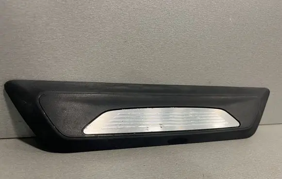 BMW 3 GT F34 Rear sill trim cover 993810200 805901501