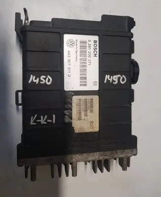 Volkswagen PASSAT B3 Engine control unit/module 0261200271 443907311D