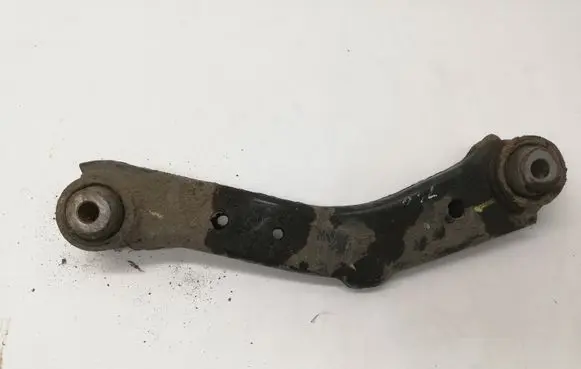 Hyundai Santa Fe Rear upper control arm/wishbone