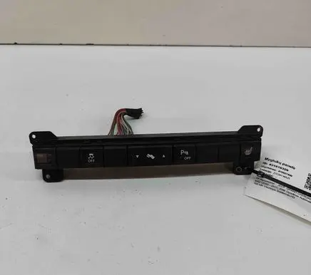 Jeep Grand Cherokee (WK) A set of switches 5235752071 56050136AE