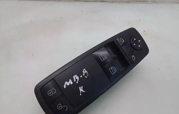 Mercedes-Benz B W245 Electric window control switch A1698206410 03728250