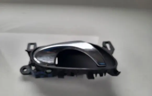 Nissan Qashqai Front door interior handle