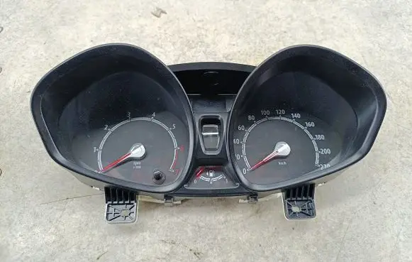 Ford Fiesta Speedometer (instrument cluster) 
