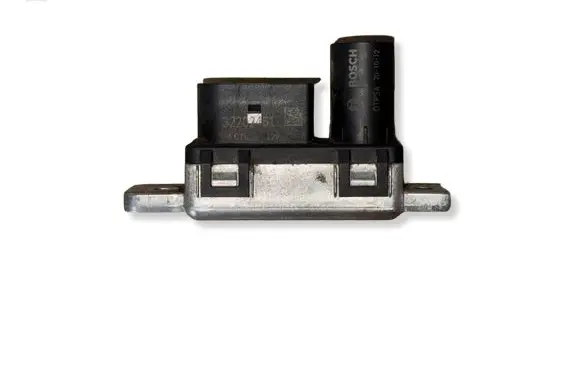 Volvo XC90 Glow plug pre-heat relay 32202461 0281003197