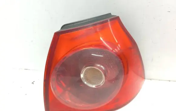 Volkswagen Golf V Rear/tail lights 1K6945096G 89032903
