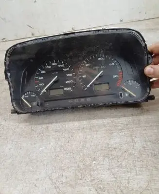 Volkswagen Golf III Speedometer (instrument cluster) 1H6919033BM