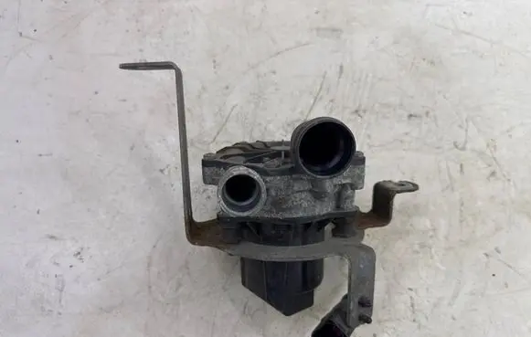 Audi A3 S3 8V Secondary air pump 70363509