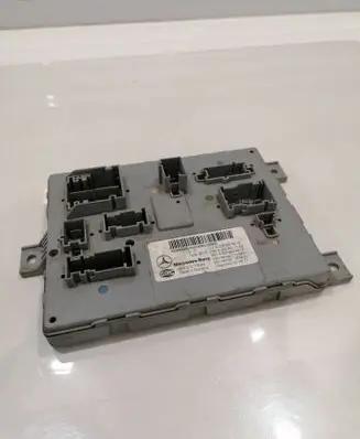 Mercedes-Benz C W205 SAM control unit A2229005914 5DK01077584 A2229011103