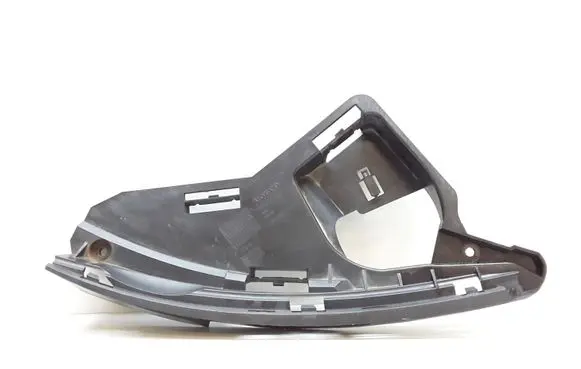 Volvo XC60 Front bumper mounting bracket 30763434