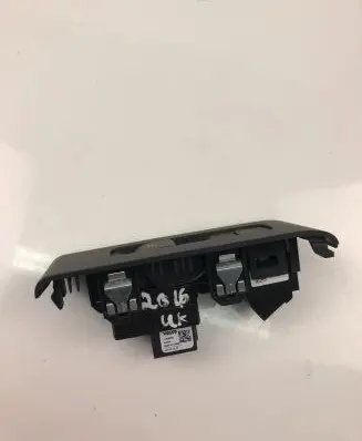 Volvo XC40 Electric window control switch 31456060