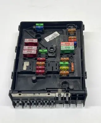 Volkswagen Golf VI Fuse box set 1K0937125D