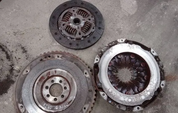 Renault Megane III Clutch set kit 8200641189