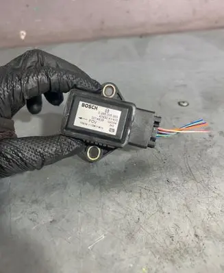 Nissan Primera ESP acceleration yaw rate sensor 0265005265 0014839