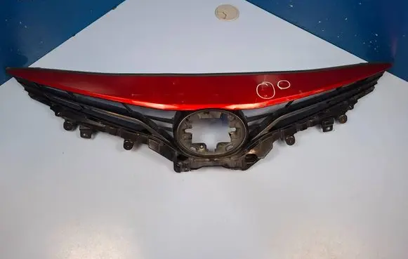 Toyota Camry VIII XV70 Front grill 5311133610 5310133620