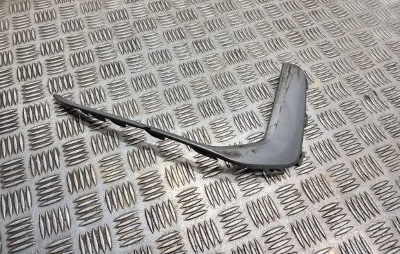 Audi A6 S6 C8 4K Front bumper splitter molding 4k0807967a