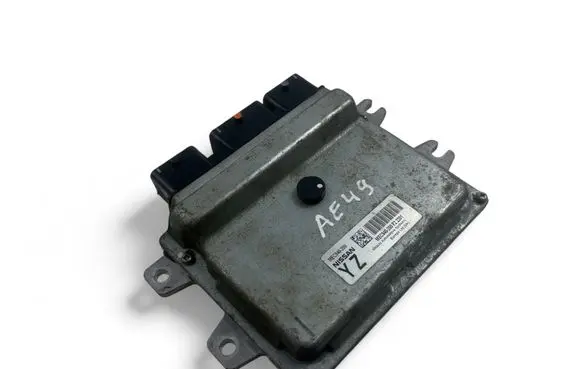 Nissan Qashqai Engine control unit/module ECU MEC940200