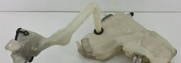 Mercedes-Benz E W211 Windshield washer fluid reservoir/tank 2118601460