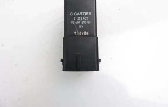 Peugeot 307 Glow plug pre-heat relay 9640469680