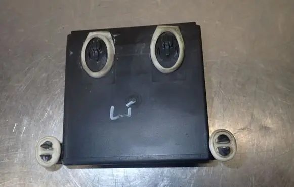 Mercedes-Benz E W211 Door control unit/module 2118201526