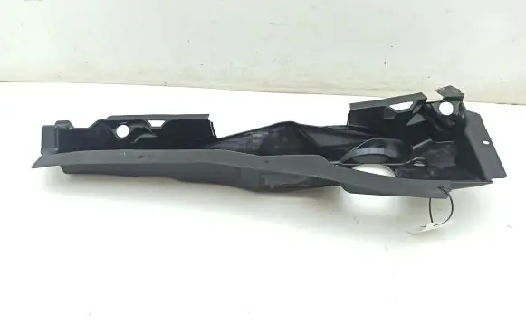 Chrysler 300 - 300C Wiper trim 04806310AB 52882