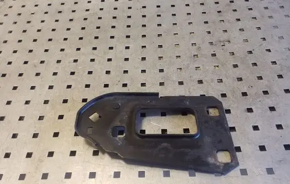 Audi A5 8T 8F Radiator support slam panel bracket 8K0805499